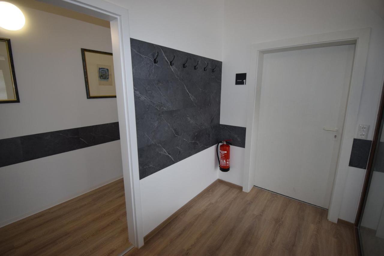 Reform Guest house *